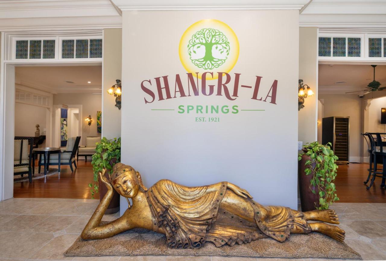 Shangri-La Springs Bonita Springs Exterior photo